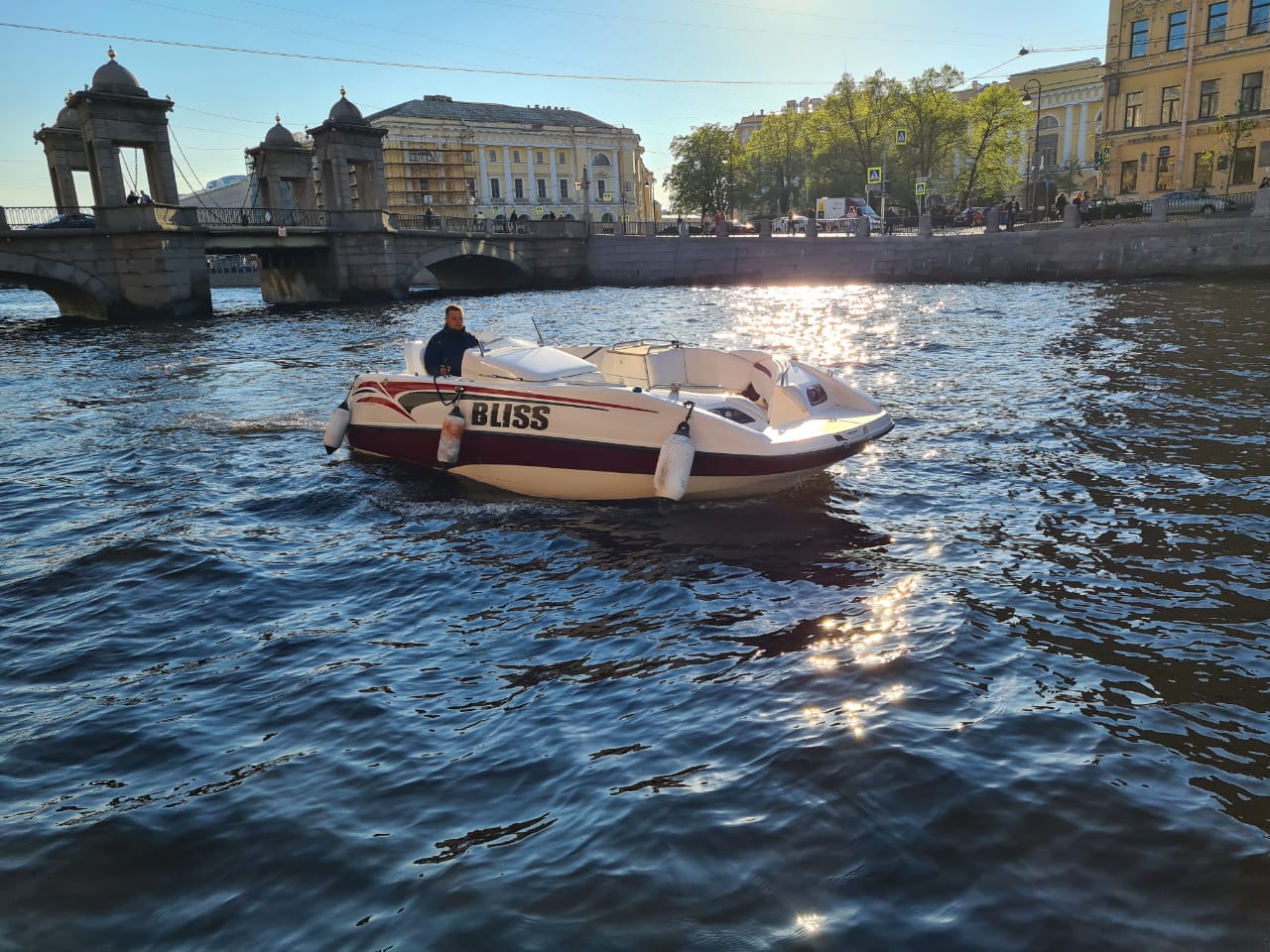 аренда катера петербург